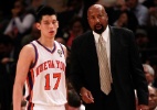 Lin decepciona, mas Knicks reagem com interino e voltam a vencer após seis derrotas