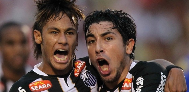 Fucile não considera violenta as faltas dos zagueiros em Neymar no futebol brasileiro - EFE/Paolo Aguilar