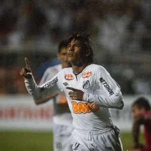 Neymar tentou encerrar a polêmica criada pelas declarações do técnico Mano Menezes - Leandro Moraes/UOL