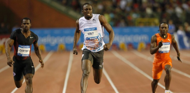 Bolt baixou em 2 centésimos a melhor marca anual, que pertencia a Asafa Powell - Thierry Roge/Reuters