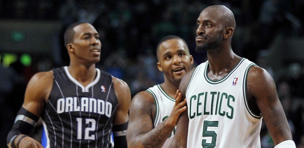 Kevin Garnett durante a vitória do Boston Celtics sobre o Orlando Magic, nesta 2ª - Reuters