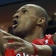 Leandrinho faz arremesso para o Toronto Raptors na derrota diante do New Jersey Nets
