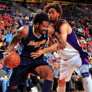 Nenê comandou a vitórias do Denver Nuggets sobre o Phoenix Suns