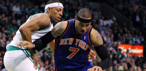 Carmelo Anthony marcou 42 pontos, mas não evitou a vitória dos Celtics sobre Knicks - REUTERS/Brian Snyder 