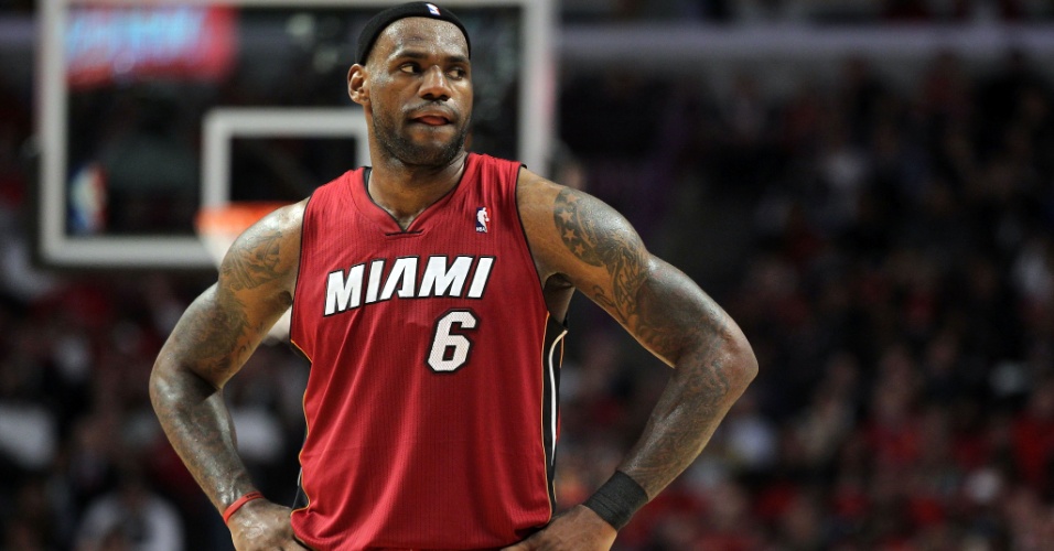 LeBron James conquista MVP pela 4ª vez; Veja imagens da carreira do ...