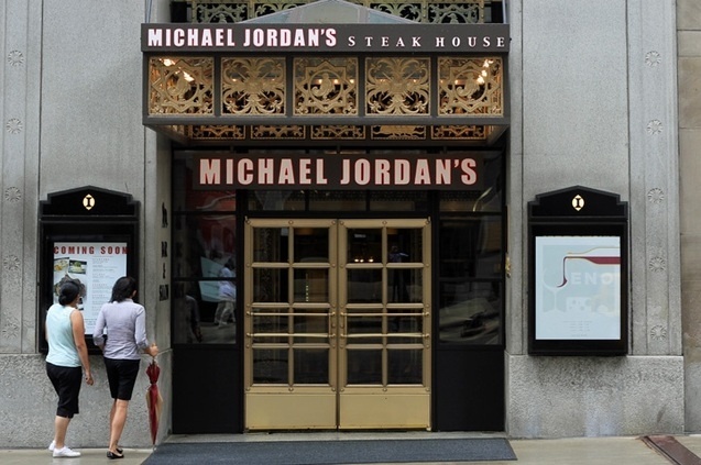 Um novo ponto turístico em Chicago: a churrascaria de Michael