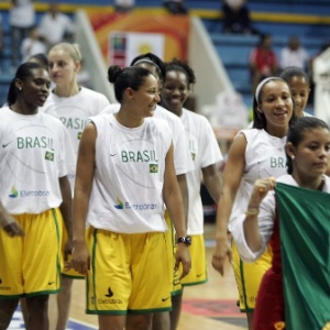 Seleção brasileira é apresentada no Pré-Olímpico das Américas, na Colômbia; a estreia foi fácil - EFE