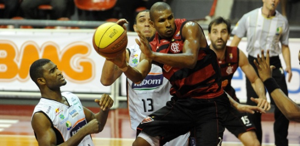 Leandrinho teve boa atuação para o Flamengo diante do Bauru, clube que o revelou - Alexandre Vidal/Fla Imagem