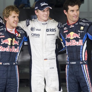 Nico Hulkenberg comemora pole position para o GP do Brasil ao lado de Vettel e Webber - Eduardo Knapp/Folhapress