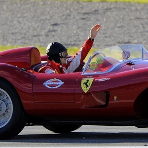 Brasileiro Felipe Massa pilota Ferrari na cidade de Valência, durante a Final Mundial da Ferrari