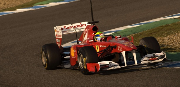 Felipe Massa dominou o primeiro dia de testes em Jerez de la Frontera - Jorge Guerrero/AFP