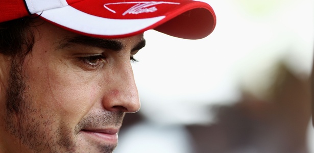 Fernando Alonso fica em quinto lugar no treino de classificação para o GP da Malásia - Paul Gilham/Getty Images