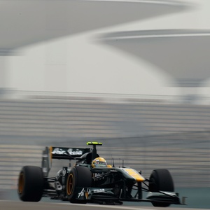 Luiz Razia pilotou a Lotus em treino livre para o Grande Prêmio da China, em abril deste ano - Getty Images