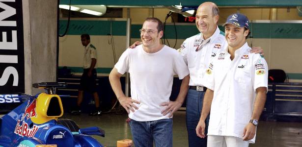 Jacques Villeneuve e Felipe Massa foram companheiros de equipe na Sauber em 2004 - Yoshikazu Tsuno/AFP