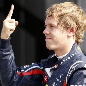 Vettel conquistou sua décima pole position neste ano, com vantagem de quase 0s5 para Hamilton - Stefano Rellandini/Reuters