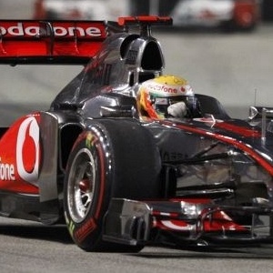 Hamilton terminou o GP de Cingapura em 5º lugar mesmo após ser punido por incidente com Massa - Michael Caronna/Reuters