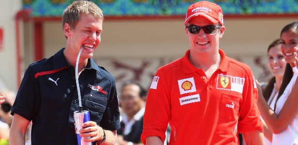 Sebastian Vettel e Kimi Räikkönen costumam jogar badminton juntos na Suíça - Mark Thompson/Getty Images