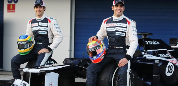 Bruno Senna e Pastor Maldonado posam com o novo carro da Williams - Mark Thompson/Getty Images