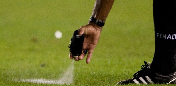 Ibrahim Chaibou foi um dos árbitros da Copa do Mundo da África, em 2010 - Ricardo Nogueira/Folhapress