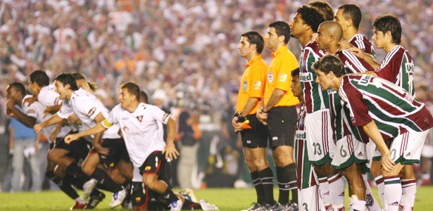 Fluminense vice-campeão da Libertadores foi o único que escapou da queda em situação como a do Paraná - Pedro Kirilos/Photocamera