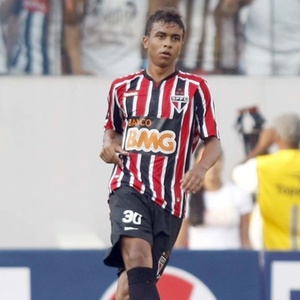 Luiz Eduardo entrou nos jogos contra Linense e Santos e pode ser titular pela primeira vez - Divulgação