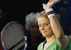 Clijsters avança à semifinal em Paris e voltará a ser número 1 do mundo - Regis Duvignau/Reuters