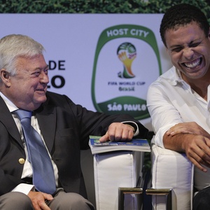 Membro do comitê paulista para a Copa 2014, Ronaldo se reaproximou de Teixeira - Mauricio Lima/AFP