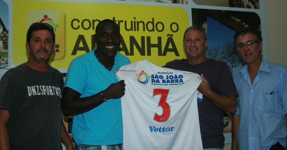 Odvan jogou no São Joaquim da Barra em 2012; hoje está parado aos 40 anos e quer continuar a jogar