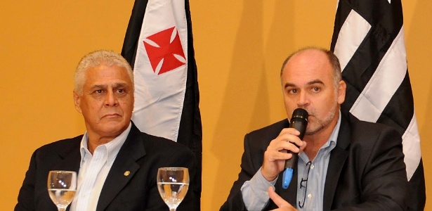 Presidentes de Vasco, Dinamite (e), e do Botafogo, Assumpção, tentaram selar a paz - Alexandre Vidal - Fla Imagem