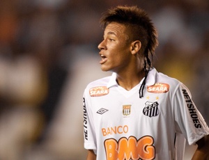 Neymar ainda não marcou gol pelo Santos em 2011, e pior: o time não venceu com ele em campo