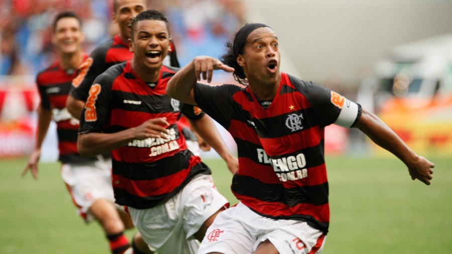 Ronaldinho Gaúcho deu caneta desconcertante e permitiu que João Guilherme criasse novo bordão - Marcelo de Jesus/UOL