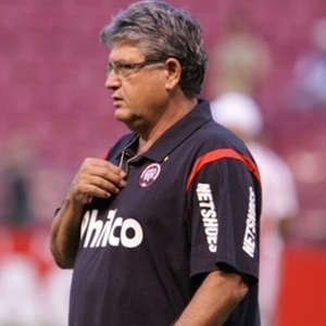 Técnico Geninho disse que time jogou mal, na vitória por 3 a 1 sobre o Rio Branco-AC - Divulgação/Atlético-PR