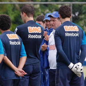 Cuca aposta no comprometimento do grupo para conciliar o Campeonato Mineiro e a Libertadores - Washington Alves/Vipcomm