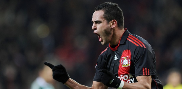 Revelado pelo Flamengo, Renato Augusto atualmente defende o Bayer Leverkusen - AFP