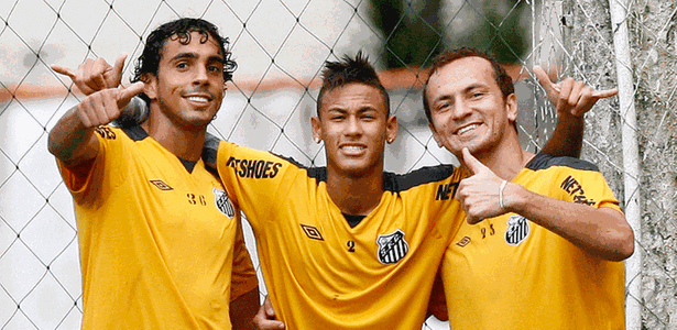Diogo, Neymar e Zé Eduardo têm prazos de validade contratual diferentes no clube - Santos F.C (Divulgação)