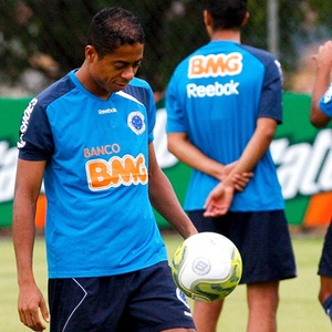 Marquinhos Paraná, que se recuperou de problema na coxa esquerda, foi relacionado e deve jogar - Washington Alves/Vipcomm