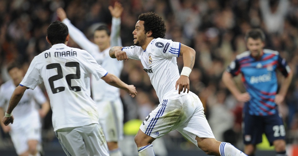 Marcelo comemora gol do Real Madrid na partida contra o Lyon
