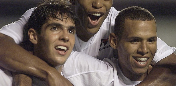 Luis Fabiano lembra que a todo momento Kaká procurava deixá-lo na cara do gol - Folha imagem