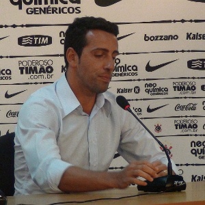 Edu Gaspar é apresentado como gerente de futebol - Carlos Padeiro/UOL Esporte