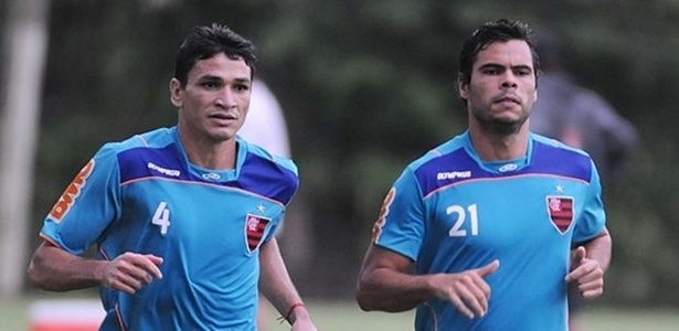 Ronaldo Angelim (à esquerda) e Rodrigo Alvim serão titulares no jogo deste domingo - Alexandre Vidal/Fla Imagem