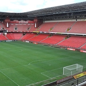 Estádio Arena da Baixada, cujas obras para a Copa do Mundo de 2014 ainda não começaram 