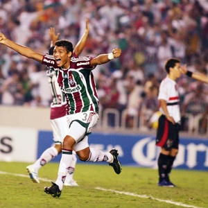 Thiago Silva comemora a vitória do Fluminense sobre o São Paulo na Copa Libertadores de 2008