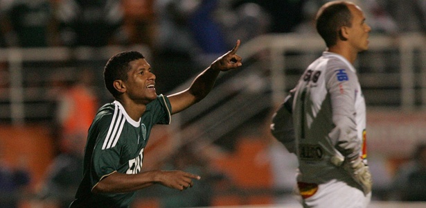 Márcio Araújo anotou o seu terceiro gol em 91 jogos pelo Palmeiras - Zanone Fraissat / Folhapress