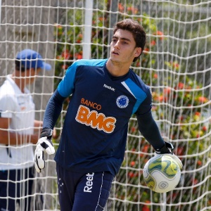 Grêmio aposta em recuperação da confiança do 'ídolo' Barcos após gol