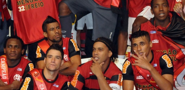Flamengo venceu a Taça GB e a Taça Rio e garantiu o título estadual invicto em 2011 - Vipcomm