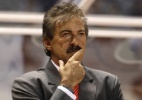 Técnico critica "árbitro de vídeo" e alfineta: "queriam o Real na final" - Fernando Vergara/AP