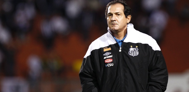 Muricy Ramalho, técnico do Santos, não comandou a equipe no jogo contra o Inter - Fabio Braga/Folhapress