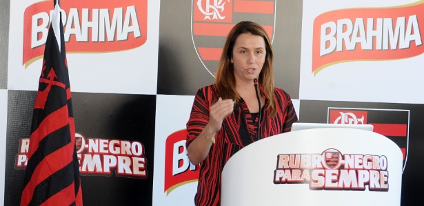 Em conjunto com o Conselho Fiscal, Patricia Amorim retirou de pauta o contrato - Alexandre Vidal/Site Oficial do Flamengo
