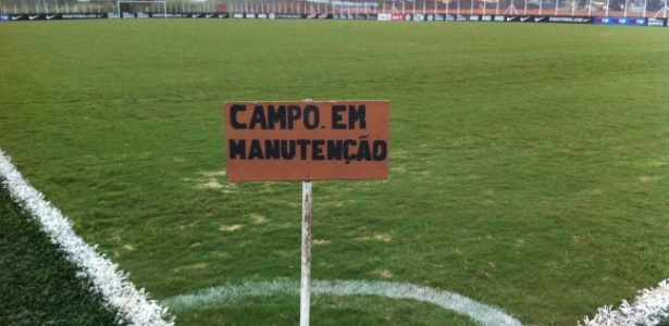 Campo em manutenção do CT Joaquim Grava para receber a seleção brasileira - Thales Calipo/UOL Esporte