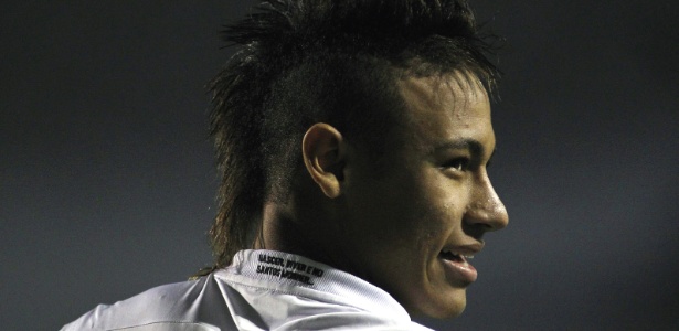 Santos reitera que Neymar só deixa a Vila mediante multa rescisória (R$ 102 mi) - Nelson Almeida/Folha Imagem